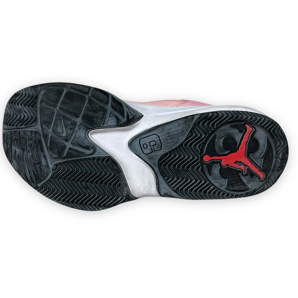 Air Jordan Nike Max Aura 3‎ GS Unisex Girls 6 Youth Pink DA8021 White Atmosphere